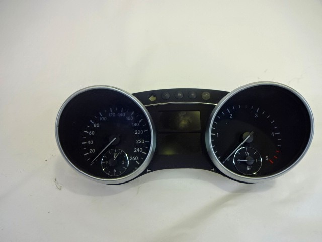 KILOMETER STEVEC OEM N. A1645408947 ORIGINAL REZERVNI DEL MERCEDES CLASSE ML W164 (2005-2008)DIESEL LETNIK 2007