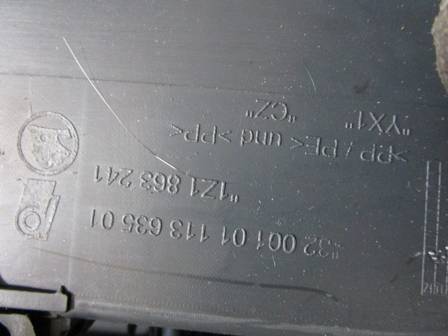 PLASTIKA MED SEDEZI BREZ NASLONJALA ROK OEM N. 1Z1863241 ORIGINAL REZERVNI DEL SKODA OCTAVIA MK2 1Z3 MK2 BER/SW (2004 - 2008)DIESEL LETNIK 2005