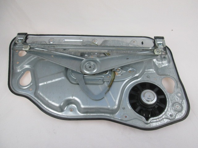 MEHANIZEM VETROBRANSKEGA STEKLA PREDNJIH VRAT OEM N. 31253514 ORIGINAL REZERVNI DEL VOLVO V50 545 R (2007 - 2012) DIESEL LETNIK 2011