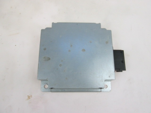 OJACEVALEC AVDIO/RADIO ENOTA  OEM N. 51833517 ORIGINAL REZERVNI DEL FIAT PUNTO EVO 199 (2009 - 2012)  BENZINA LETNIK 2011