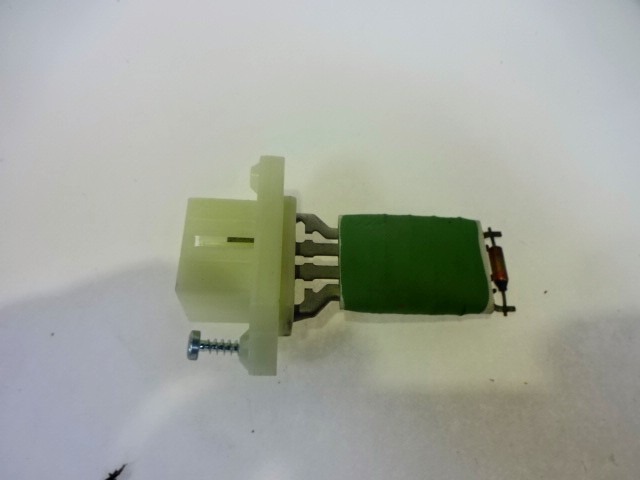REGULATOR PREZRACEVANJA OEM N. 1R12KR29K ORIGINAL REZERVNI DEL FORD FIESTA CB1 CNN MK6 (09/2008 - 11/2012) BENZINA/GPL LETNIK 2009