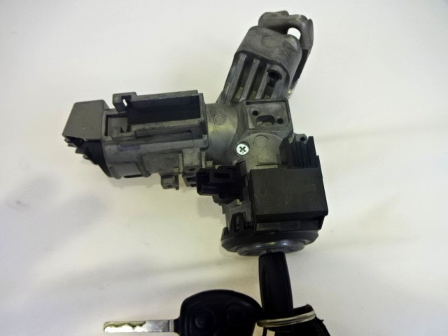 KOMPLET ODKLEPANJE IN VZIG  OEM N. 28238 KIT ACCENSIONE AVVIAMENTO ORIGINAL REZERVNI DEL FORD FIESTA CB1 CNN MK6 (09/2008 - 11/2012) BENZINA/GPL LETNIK 2009