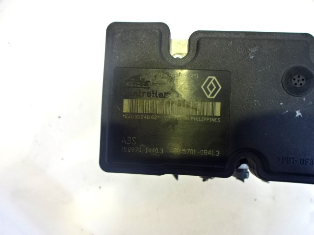 ABS AGREGAT S PUMPO OEM N. 8201065089 ORIGINAL REZERVNI DEL RENAULT TWINGO CN0 MK2 R  (2011 - 2014)BENZINA LETNIK 2013
