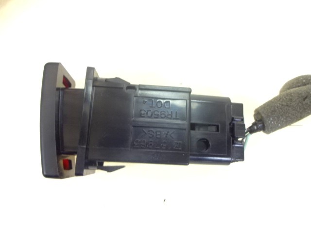 STIKALO VARNOSTNIH ZMIGAVCEV  OEM N. 8433205050 ORIGINAL REZERVNI DEL TOYOTA AVENSIS T25 MK2 BER/SW (2003 - 2008)DIESEL LETNIK 2007