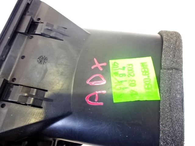 ODVOD ZRAKA OEM N. 64228402216 ORIGINAL REZERVNI DEL BMW X5 E53 (1999 - 2003)DIESEL LETNIK 2003