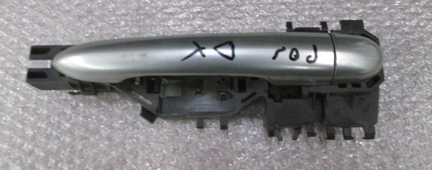 ZUNANJA KLJUKA ZADNJA DESNA VRATA OEM N. 7701474995 ORIGINAL REZERVNI DEL RENAULT MEGANE MK2 BM0/1 CM0/1 EM0/1 KM0/1 LM0/1 BER/GRANDTOUR  (10/2002 - 02/2006) DIESEL LETNIK 2005