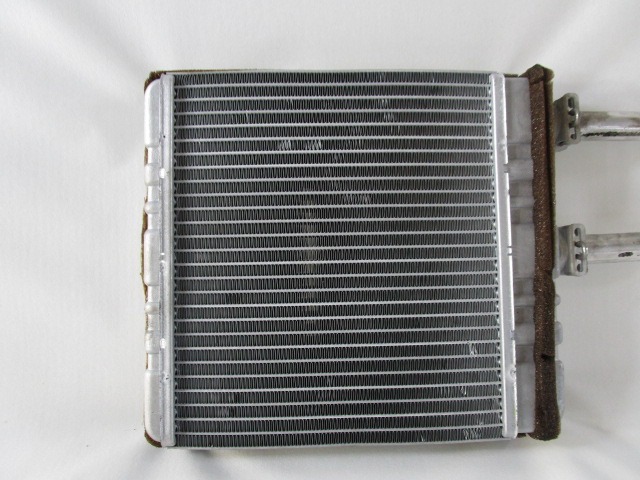 GRELEC RADIATORJA OEM N. 9117283 ORIGINAL REZERVNI DEL OPEL ZAFIRA B A05 M75 (2005 - 2008) DIESEL LETNIK 2007