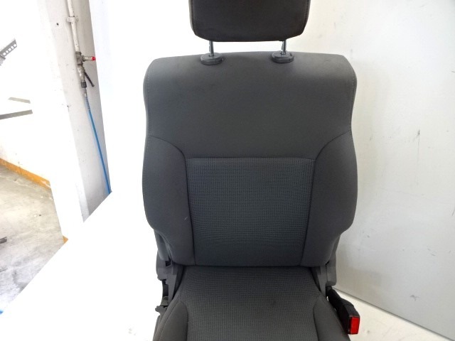 SPREDNJI DESNI SEDE? BLAGO OEM N. SEADTJPCHEROKEEKKMK4SV5P ORIGINAL REZERVNI DEL JEEP CHEROKEE MK4 KK (2008 - 2012)DIESEL LETNIK 2008