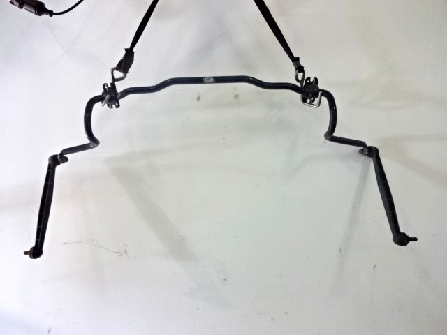 SPREDNJI STABILIZATOR OEM N. 13208044 ORIGINAL REZERVNI DEL OPEL ASTRA H A04 L48,L08,L35,L67 5P/3P/SW (2004 - 2007) BENZINA LETNIK 2006