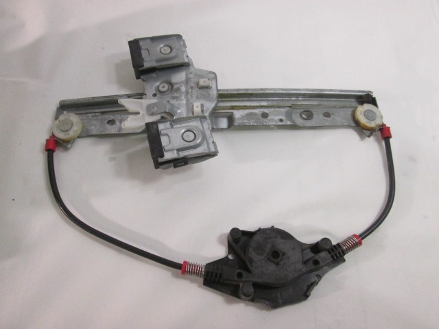 MEHANIZEM ZA ZADNJA VRATA  OEM N. 8A61A27000 ORIGINAL REZERVNI DEL FORD FIESTA CB1 CNN MK6 (09/2008 - 11/2012) BENZINA LETNIK 2010