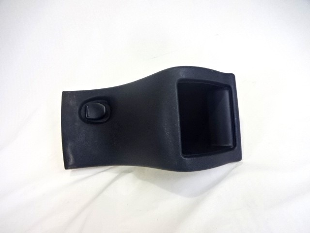 SREDINSKA KONZOLA  OEM N. 969180010R ORIGINAL REZERVNI DEL RENAULT MEGANE MK3 BZ0/1 B3 DZ0/1 KZ0/1 BER/SPORTOUR/ESTATE (2009 - 2015) DIESEL LETNIK 2014