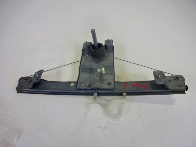 ROCNI SISTEM ZA DVIGOVANJE ZADNJEGA STEKLA  OEM N. 827003722R ORIGINAL REZERVNI DEL RENAULT CLIO BH KH MK4 (2012 - 2019)BENZINA LETNIK 2013