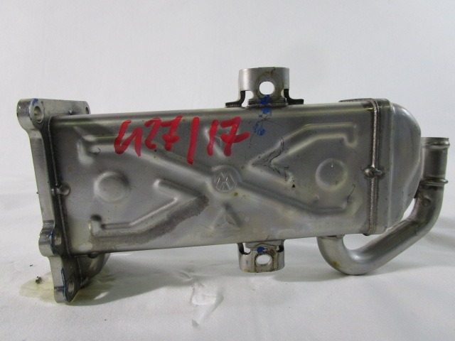 EGR VENTIL/IZMENJALNIK OEM N. 03L131512CE ORIGINAL REZERVNI DEL VOLKSWAGEN POLO 6R1 6C1 (06/2009 - 02/2014) DIESEL LETNIK 2010