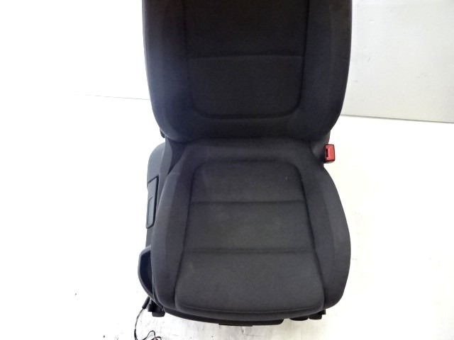 SPREDNJI DESNI SEDE? BLAGO OEM N. SEADTVWGOLFPL5M1MK1MV5P ORIGINAL REZERVNI DEL VOLKSWAGEN GOLF PLUS 5M1 521 MK1 (2004 - 2009) DIESEL LETNIK 2006