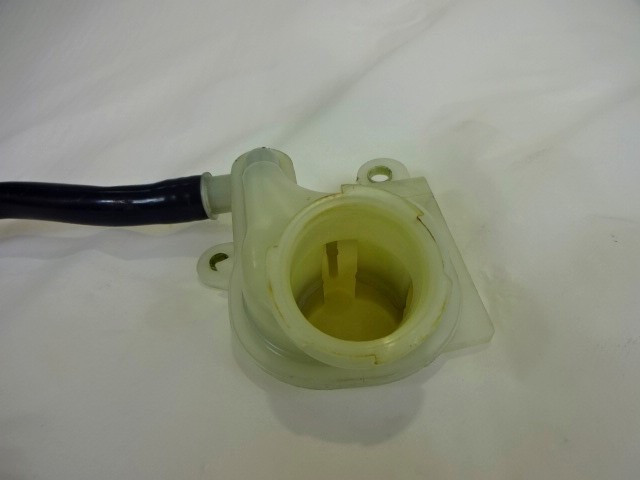 ZAVORNI CILINDER OEM N. 1822308 ORIGINAL REZERVNI DEL FORD FIESTA CB1 CNN MK6 (09/2008 - 11/2012) BENZINA/GPL LETNIK 2010
