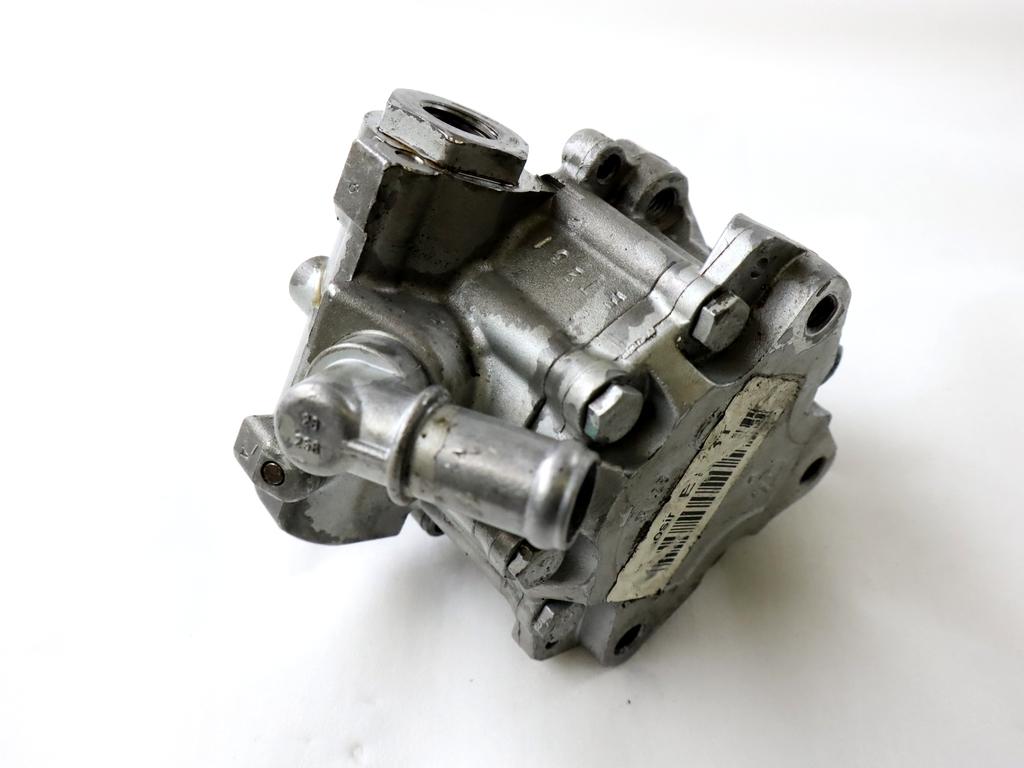 SERVO CRPALKA  OEM N. 32411094098 ORIGINAL REZERVNI DEL BMW SERIE 5 E39 BER/SW (1995 - 08/2000) BENZINA LETNIK 1998