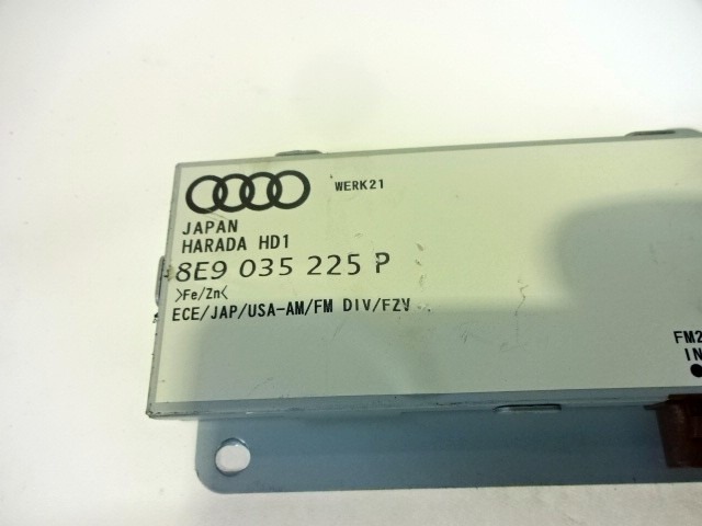 OJACEVALEC / ANTENA OEM N. 8E9035225P ORIGINAL REZERVNI DEL AUDI A4 B7 8EC 8ED 8HE BER/SW/CABRIO (2004 - 2007) DIESEL LETNIK 2006