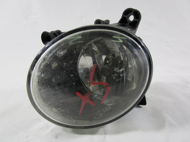 LEVA MEGLENKA OEM N. 8T0941699B ORIGINAL REZERVNI DEL AUDI A6 C6 R 4F2 4FH 4F5 BER/SW/ALLROAD (10/2008 - 2011) DIESEL LETNIK 2010