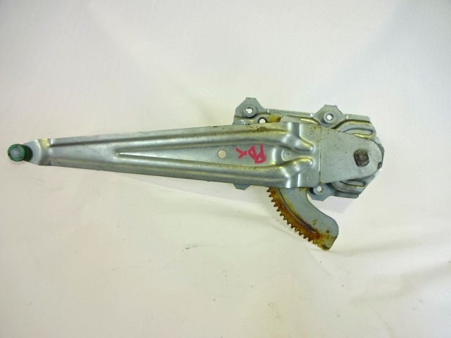 ROCNI SISTEM ZA DVIGOVANJE ZADNJEGA STEKLA  OEM N. 93193322 ORIGINAL REZERVNI DEL OPEL AGILA B H08 (2008 - 2015)BENZINA LETNIK 2008