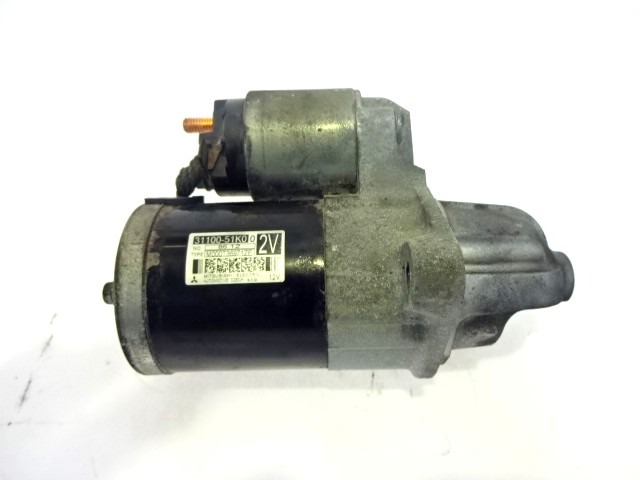 ZAGANJAC MOTORJA  OEM N. 3110051K0 ORIGINAL REZERVNI DEL OPEL AGILA B H08 (2008 - 2015)BENZINA LETNIK 2008