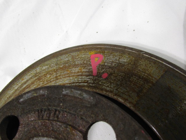 ZADNJI ZAVORNI DISKI OEM N. FD075000 ORIGINAL REZERVNI DEL VOLKSWAGEN POLO 9N (10/2001 - 2005) BENZINA LETNIK 2002