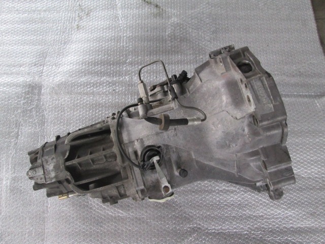 ROCNI MENJALNIK OEM N. APL08056 ORIGINAL REZERVNI DEL AUDI A4 B5 BER/SW (1994 - 12/2000) DIESEL LETNIK 1996