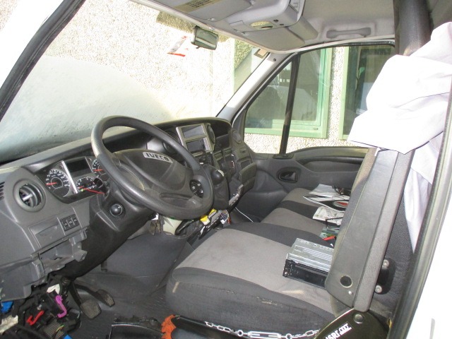 IVECO DAILY 3.0 D 125KW 6M 2P (2010) RICAMBIO USATO 