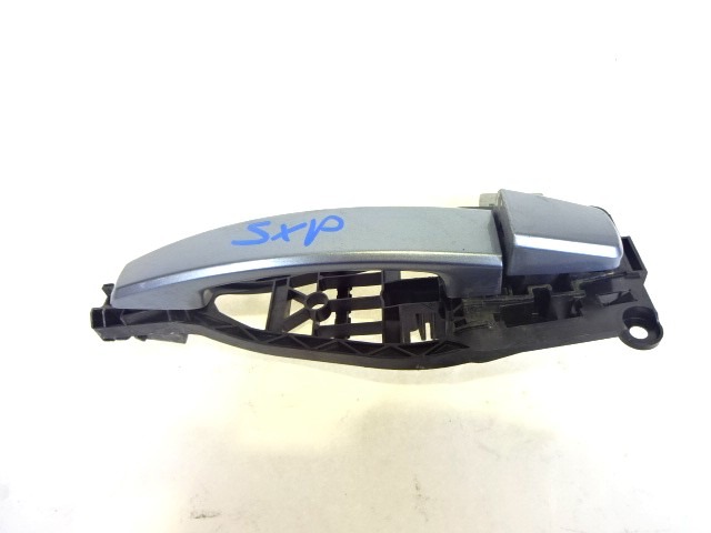 ZUNANJA KLJUKA ZADNJA LEVA VRATA OEM N. 13142770 ORIGINAL REZERVNI DEL OPEL ASTRA H A04 L48 L08 L35 L67 R 5P/3P/SW (2007 - 2010) DIESEL LETNIK 2007
