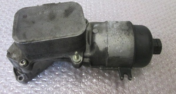 TOPLOTNI IZMENJEVALNIK/FILTER OLJA  OEM N. 3056970080 ORIGINAL REZERVNI DEL MAZDA 3 MK1 BK (2003 - 2009)DIESEL LETNIK 2005