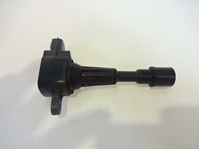 VZIGALNE TULJAVE OEM N. ZJ0118100 ORIGINAL REZERVNI DEL MAZDA 3 MK1 BK (2003 - 2009)BENZINA LETNIK 2004