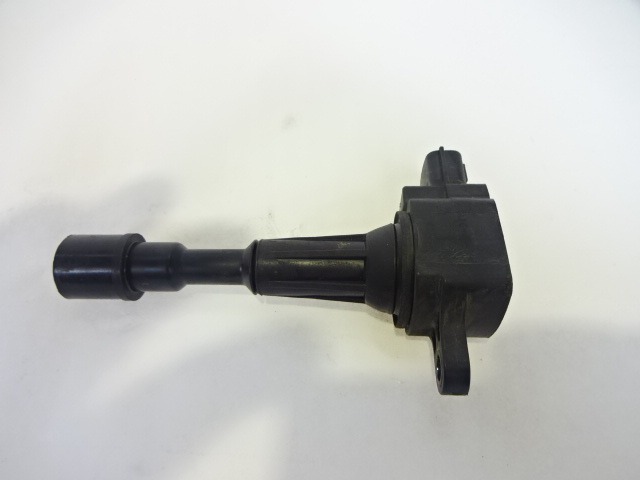 VZIGALNE TULJAVE OEM N. ZJ0118100 ORIGINAL REZERVNI DEL MAZDA 3 MK1 BK (2003 - 2009)BENZINA LETNIK 2004