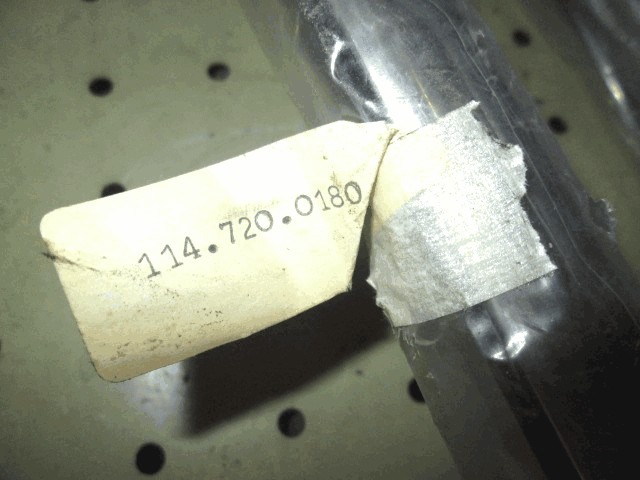 ZUNANJI PROFILI IN LETVE SPREDAJ LEVO OEM N. 1148800182 ORIGINAL REZERVNI DEL MERCEDES W114 W115 (1968 - 1976)BENZINA LETNIK 1972