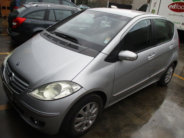 MERCEDES CLASSE A 150 W169 1.5 B 70KW 5M 5P (2004) RICAMBIO USATO 