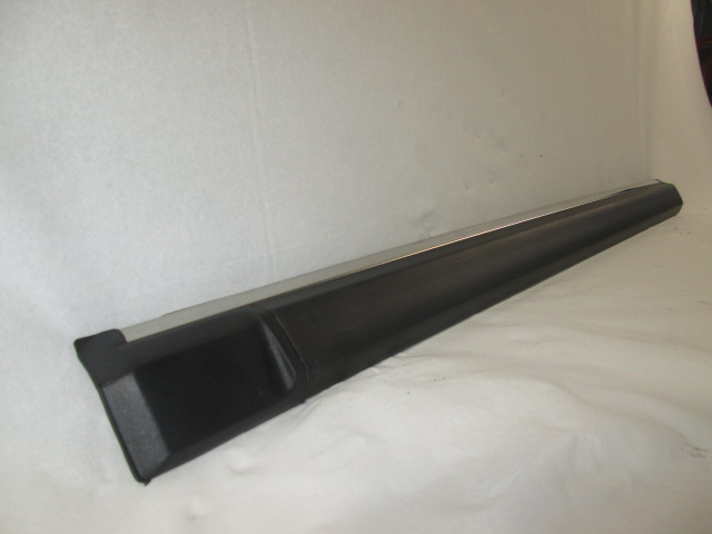 ZUNANJI PROFILI IN LETVE OEM N. 82451998 ORIGINAL REZERVNI DEL FIAT CROMA 154 MK1 (1985 - 1996)BENZINA LETNIK 1990