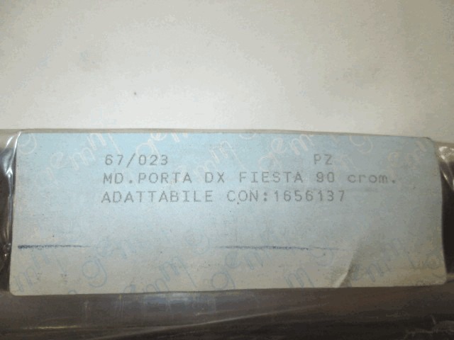 ZUNANJI PROFILI IN LETVE OEM N. 1656137 ORIGINAL REZERVNI DEL FORD FIESTA GFJ MK3 (1989 - 1995)BENZINA LETNIK 1989