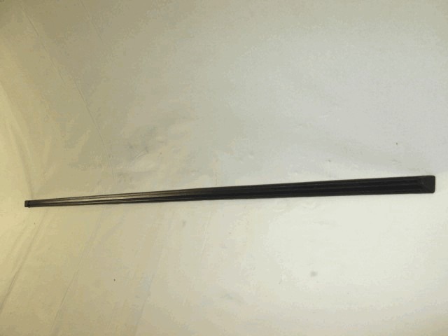 ZUNANJI PROFILI IN LETVE OEM N.  ORIGINAL REZERVNI DEL FIAT 128 (1969 - 1983)BENZINA LETNIK 1977