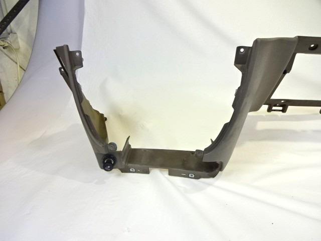 MONTA?NI DELI /  ARMATURNE PLOSCE SPODNJI OEM N. 0SCB7TRMAA ORIGINAL REZERVNI DEL CHRYSLER VOYAGER/GRAN VOYAGER RG RS MK4 (2001 - 2007) DIESEL LETNIK 2001