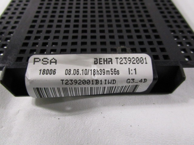 HLADILNIK ZA GRETJE OEM N. T2392001 ORIGINAL REZERVNI DEL PEUGEOT 5008 0U 0E MK1 (2009 - 2013) DIESEL LETNIK 2010