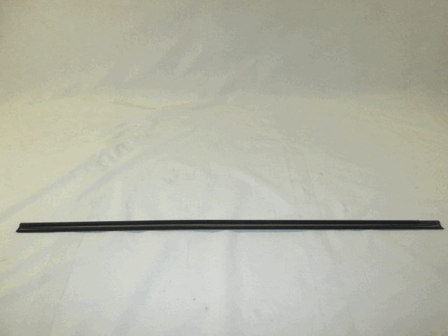ZUNANJI PROFILI IN LETVE SPREDAJ LEVO OEM N. 173853515D ORIGINAL REZERVNI DEL VOLKSWAGEN GOLF I 17 155 MK1 (1974 - 1983)BENZINA LETNIK 1974