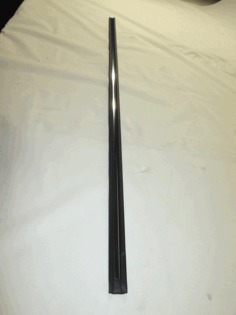 ZUNANJI PROFILI IN LETVE SPREDAJ LEVO OEM N. 173853515D ORIGINAL REZERVNI DEL VOLKSWAGEN GOLF I 17 155 MK1 (1974 - 1983)BENZINA LETNIK 1974