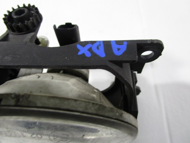 DESNA MEGLENKA OEM N. 9685425280 ORIGINAL REZERVNI DEL PEUGEOT 5008 0U 0E MK1 (2009 - 2013) DIESEL LETNIK 2010