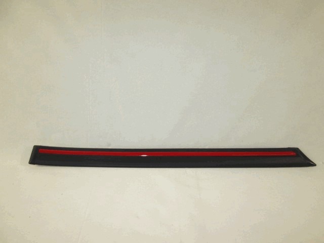 ZUNANJI PROFILI IN LETVE OEM N. 6574626 ORIGINAL REZERVNI DEL FORD FIESTA GFJ MK3 (1989 - 1995)BENZINA LETNIK 1989