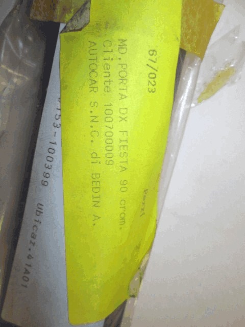 ZUNANJI PROFILI IN LETVE OEM N. 6119477 ORIGINAL REZERVNI DEL FORD FIESTA GFJ MK3 (1989 - 1995)BENZINA LETNIK 1989