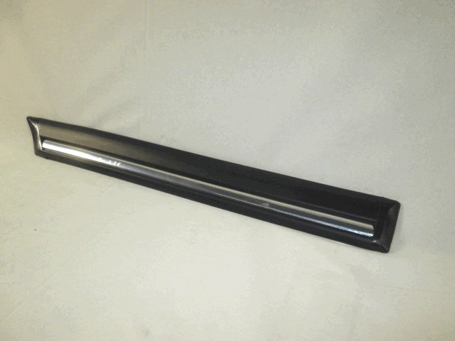 ZUNANJI PROFILI IN LETVE OEM N. 6119477 ORIGINAL REZERVNI DEL FORD FIESTA GFJ MK3 (1989 - 1995)BENZINA LETNIK 1989