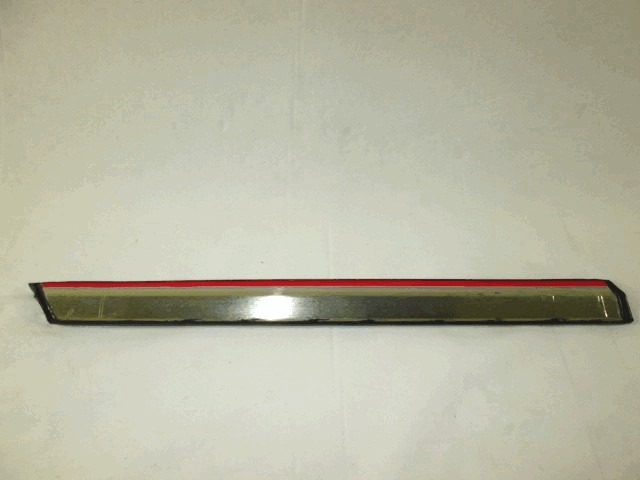 ZUNANJI PROFILI IN LETVE OEM N. 181491880 ORIGINAL REZERVNI DEL FIAT UNO 146 MK2 (1989 - 1995)BENZINA LETNIK 1989