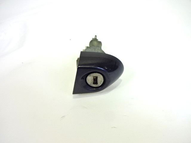KOMPLET ODKLEPANJE IN VZIG  OEM N. 58303 KIT ACCENSIONE AVVIAMENTO ORIGINAL REZERVNI DEL BMW SERIE 1 BER/COUPE/CABRIO E81/E82/E87/E88 LCI R (2007 - 2013) DIESEL LETNIK 2007