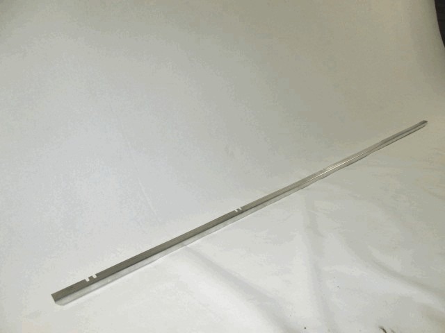 ZUNANJI PROFILI IN LETVE OEM N. 171805903 ORIGINAL REZERVNI DEL VOLKSWAGEN GOLF I 17 155 MK1 (1974 - 1983)BENZINA LETNIK 1974