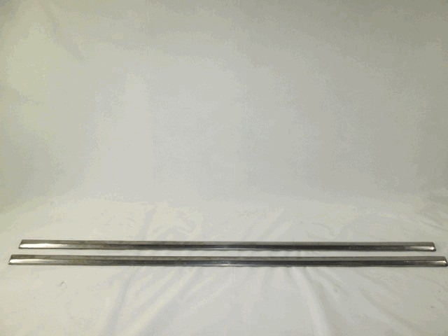 ZUNANJI PROFILI IN LETVE OEM N.  ORIGINAL REZERVNI DEL FIAT 850 (1964 - 1971)BENZINA LETNIK 1968