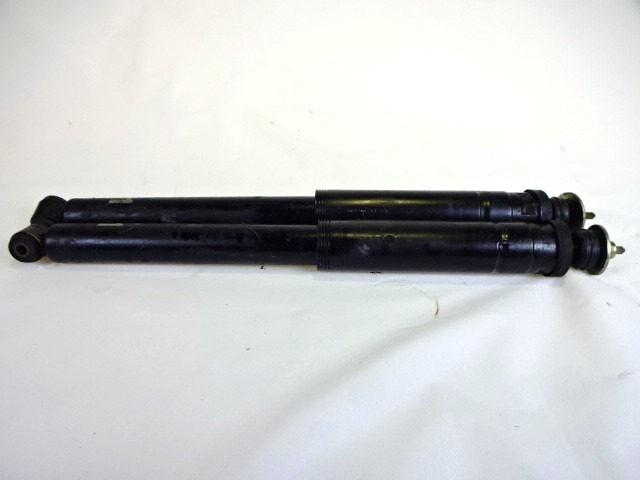 ZADNJI AMORTIZERJI OEM N. A1693260600 ORIGINAL REZERVNI DEL MERCEDES CLASSE A W169 5P C169 3P (2004 - 04/2008) BENZINA LETNIK 2004