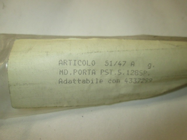 ZUNANJI PROFILI IN LETVE OEM N. 4337299 ORIGINAL REZERVNI DEL FIAT 128 (1969 - 1983)BENZINA LETNIK 1977